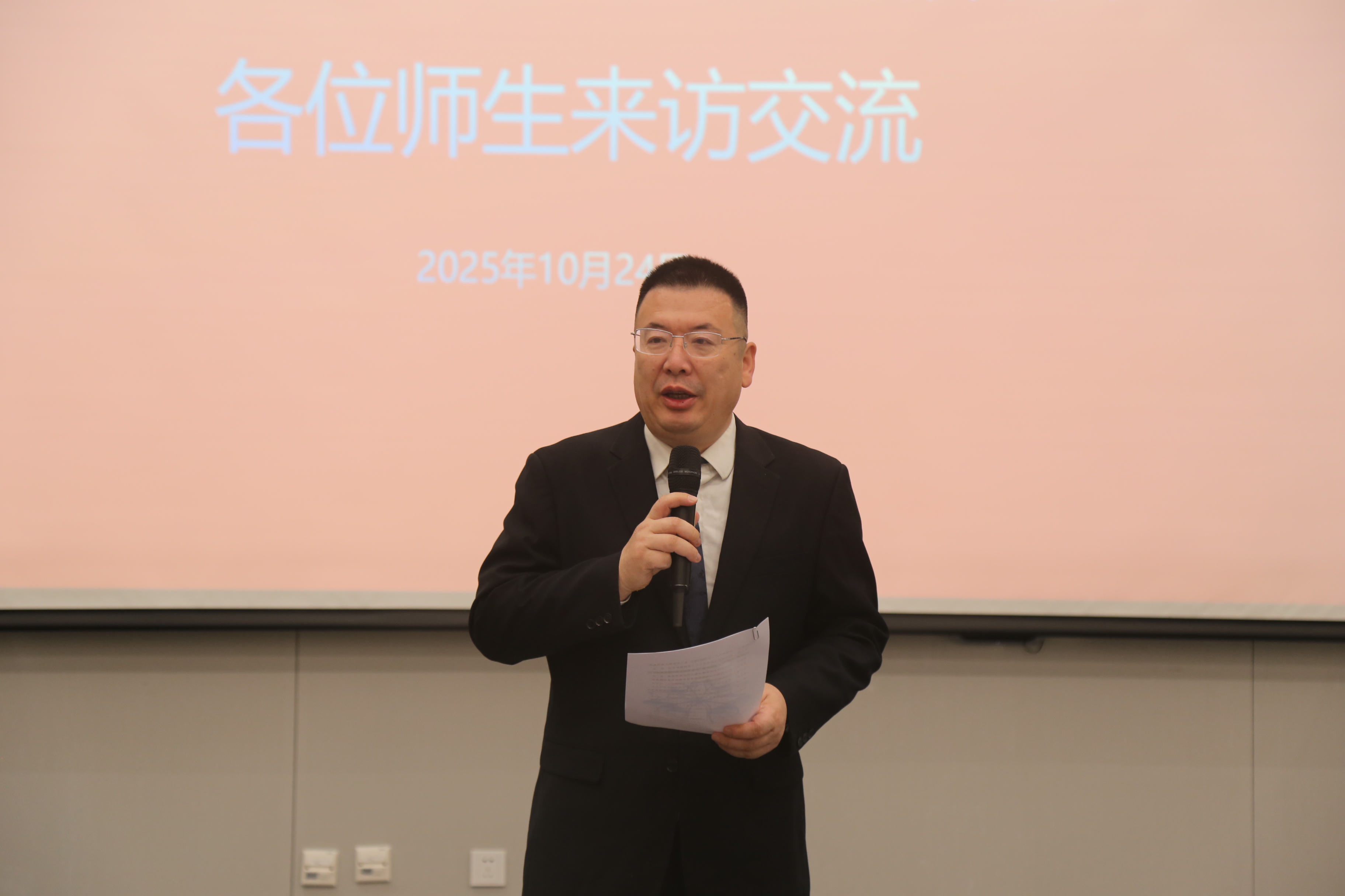 1761640567832981.jpg 1761640567832981.jpg